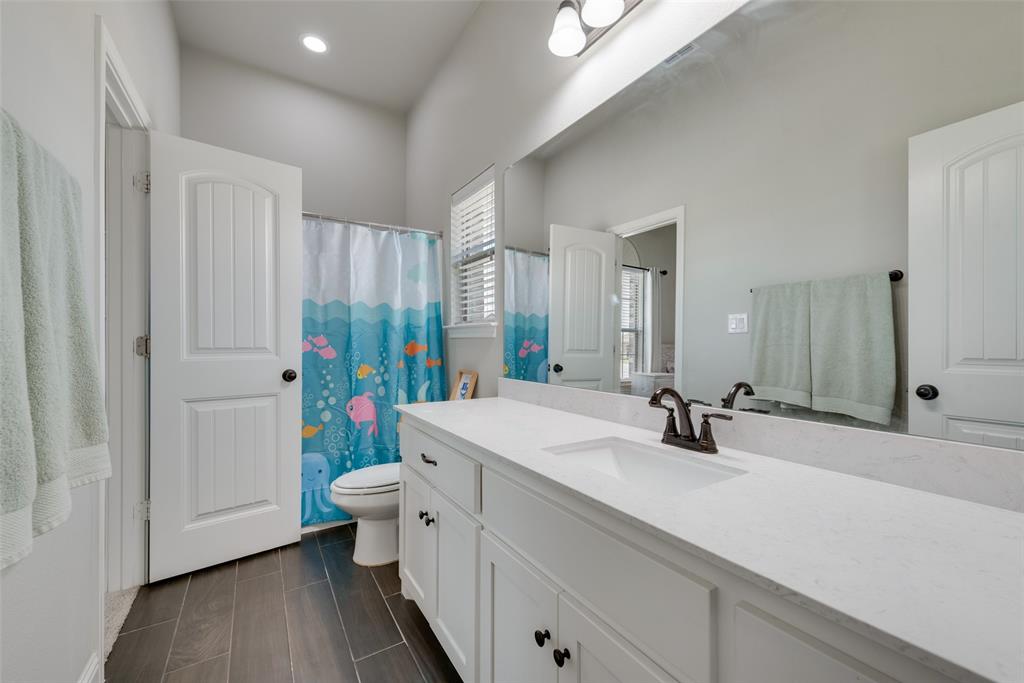 1988 Harvest Lane, Josephine, Texas, 75173, United States, 5 Bedrooms Bedrooms, ,3 BathroomsBathrooms,Residential,For Sale,1988 Harvest Lane,1588721