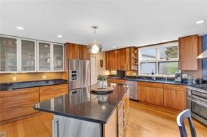 Peters Twp, Pennsylvania, 15317, United States, 4 Bedrooms Bedrooms, ,4 BathroomsBathrooms,Residential,For Sale,2003125