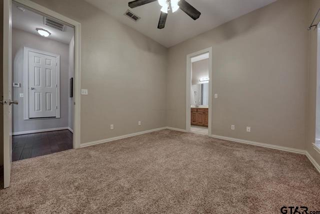 Lindale, Texas, 75771, United States, 4 Bedrooms Bedrooms, ,3 BathroomsBathrooms,Residential,For Sale,1983083