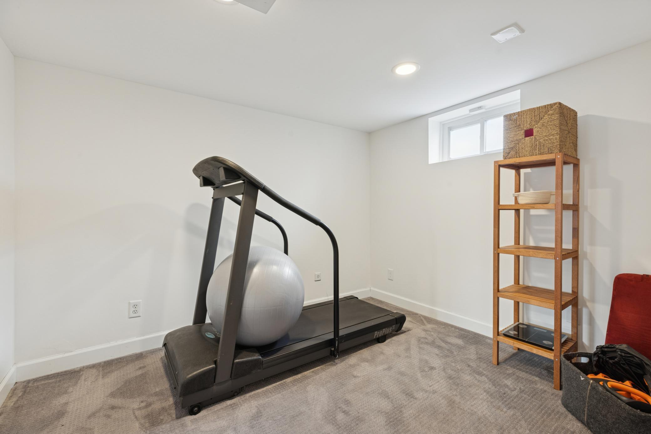 Minneapolis, Minnesota, 55419, United States, 3 Bedrooms Bedrooms, ,2 BathroomsBathrooms,Residential,For Sale,1988979