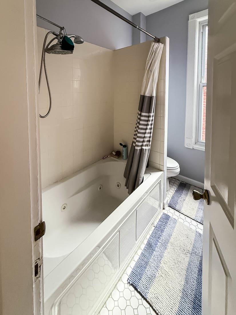 Jersey City, New Jersey, 07304, United States, 4 Bedrooms Bedrooms, ,2 BathroomsBathrooms,Residential,For Sale,1989150