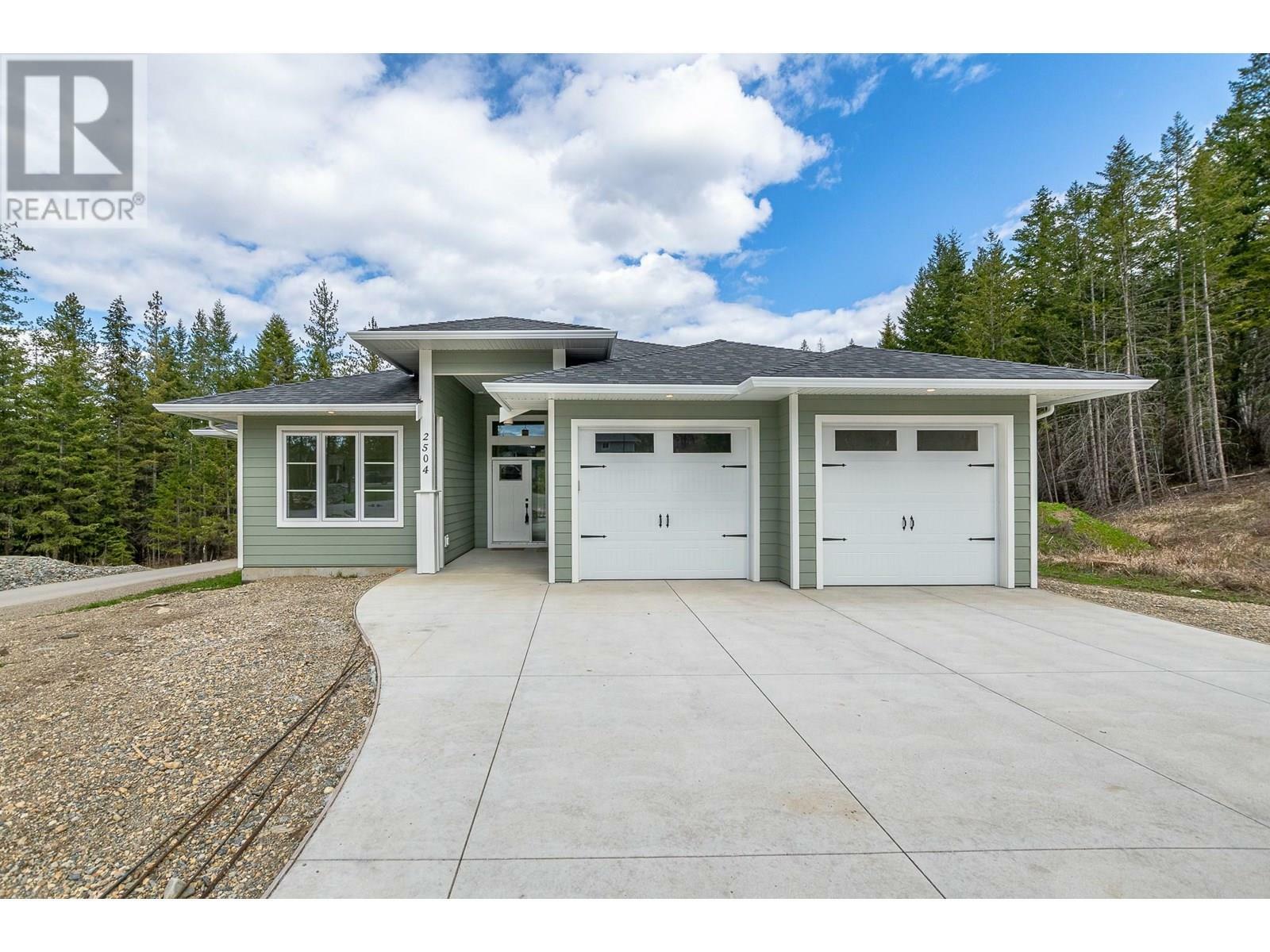 BLIND BAY, British Columbia, V0E 1H0, CA, 3 Bedrooms Bedrooms, ,2 BathroomsBathrooms,Residential,For Sale,1836853