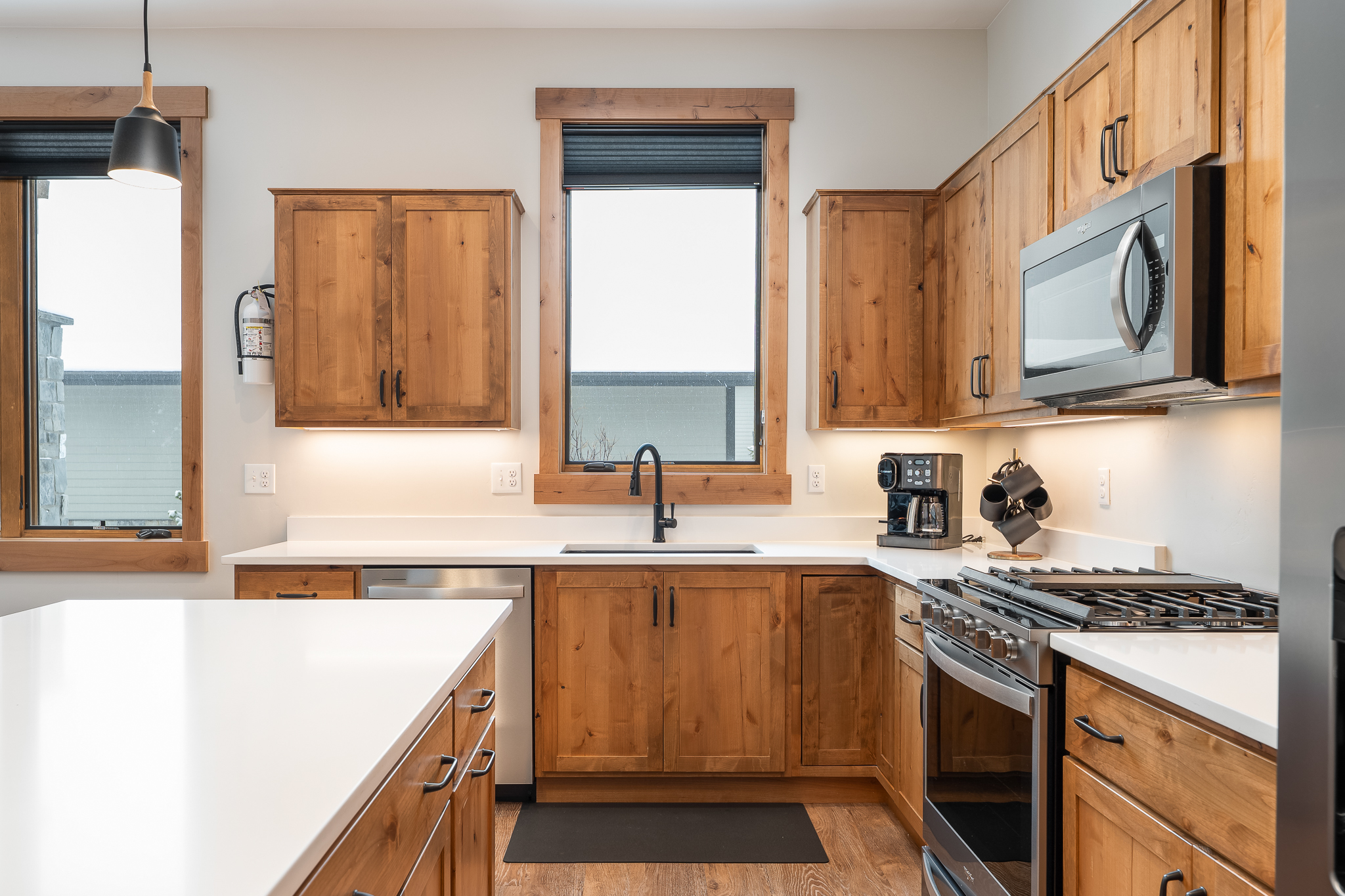  Fully Furnished Luxury Condo in Grand Park - 物件實景