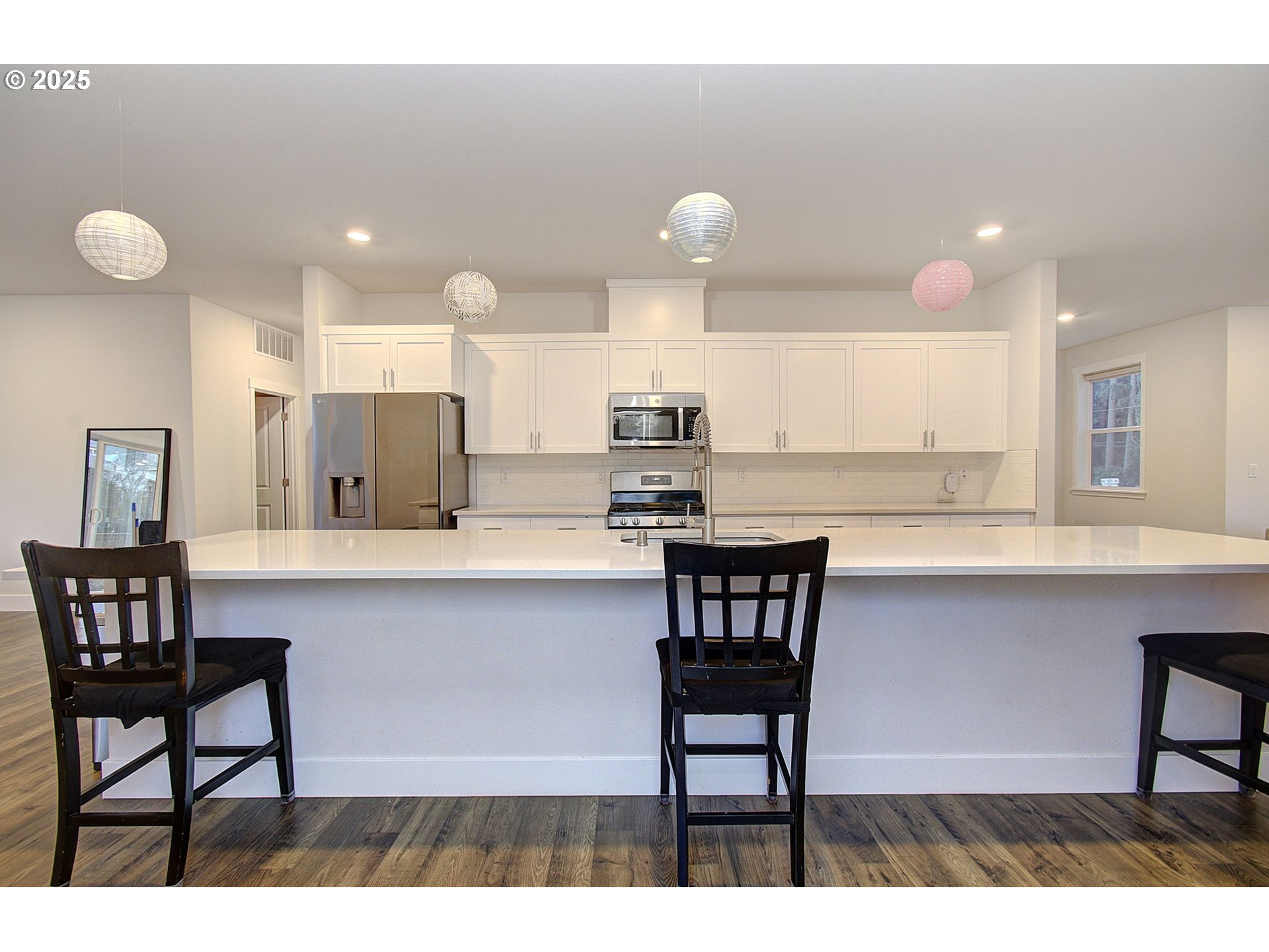 Vancouver, Washington, 98665, United States, 4 Bedrooms Bedrooms, ,2 BathroomsBathrooms,Residential,For Sale,2000903