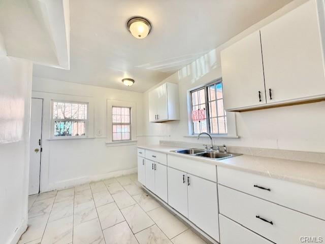 Los Angeles, California, 90011, United States, 2 Bedrooms Bedrooms, ,Residential,For Sale,2009753