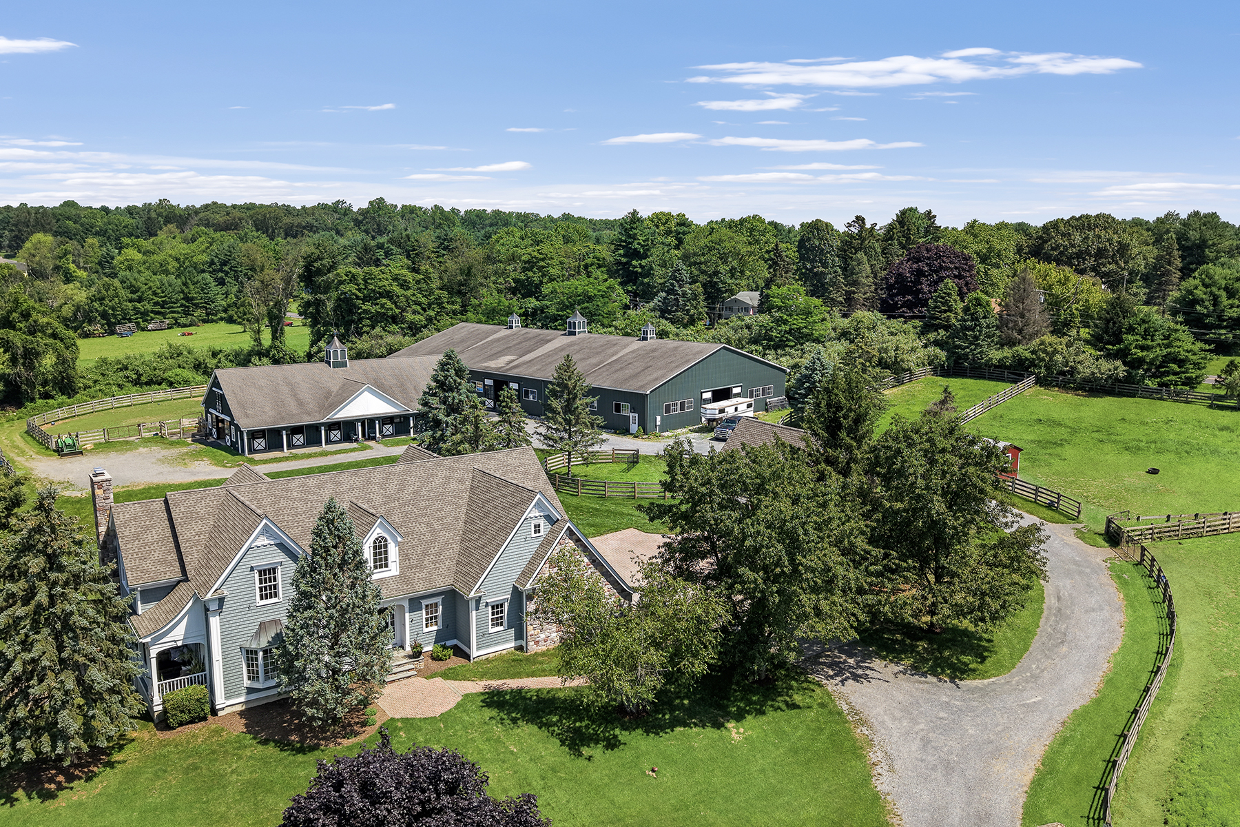  One of a Kind Well Appointed Custom Built Equestrian Property - 物件實景