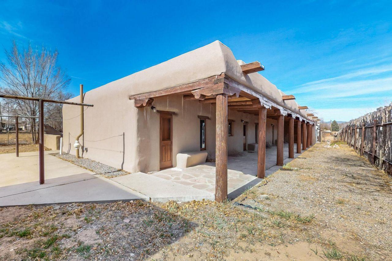 Espanola, New Mexico, 87532, United States, 5 Bedrooms Bedrooms, ,3 BathroomsBathrooms,Residential,For Sale,1762184