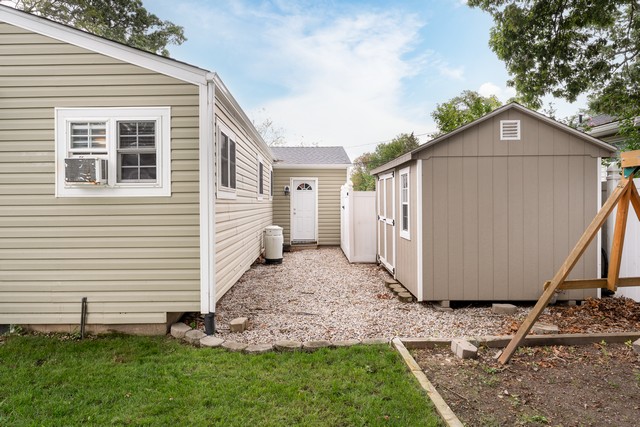 Sound Beach, New York, 11789, United States, 3 Bedrooms Bedrooms, ,2 BathroomsBathrooms,Residential,For Sale,1926183