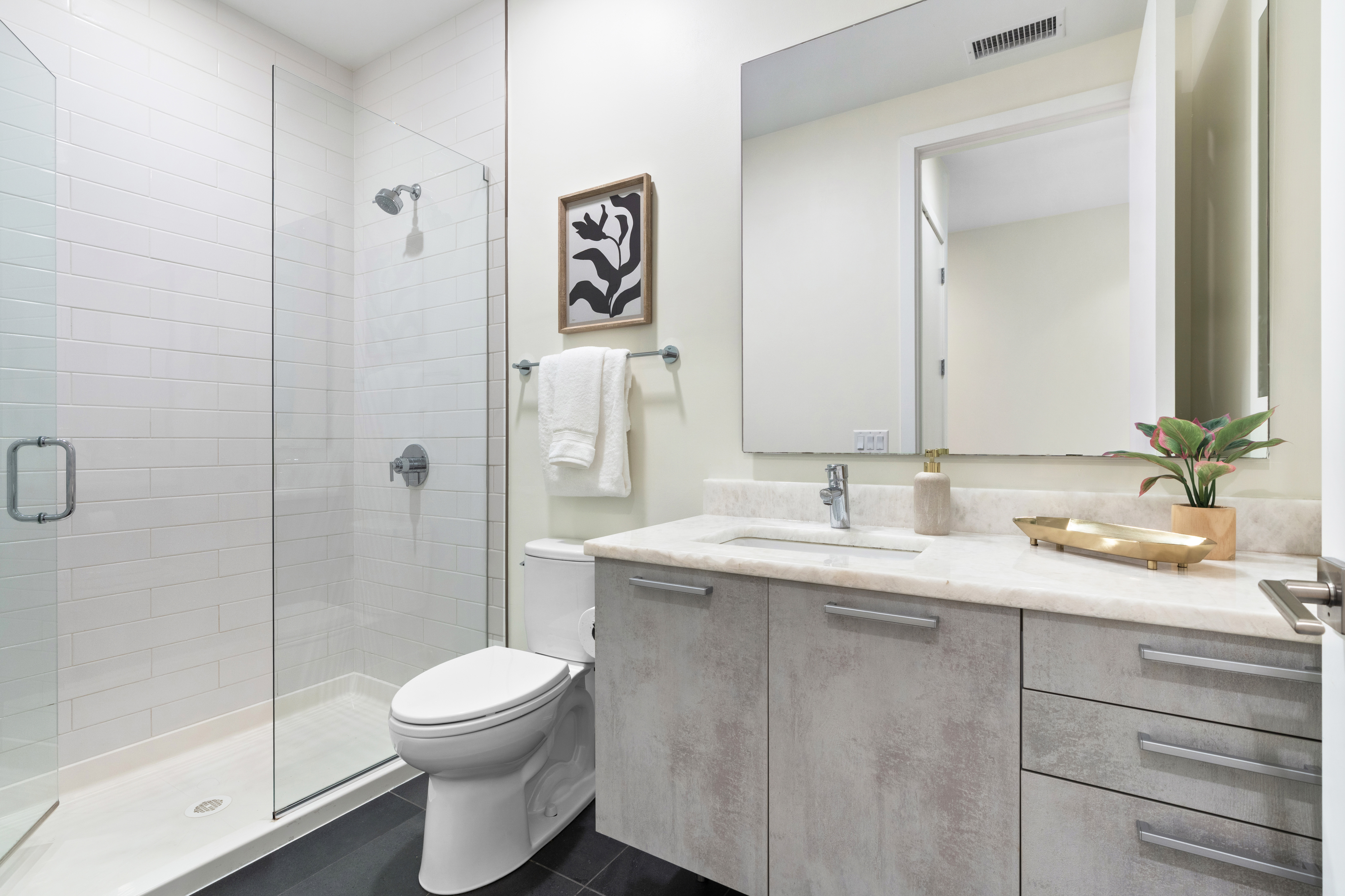  28 N Carpenter Street, Chicago, IL, 60607 - 物件實景
