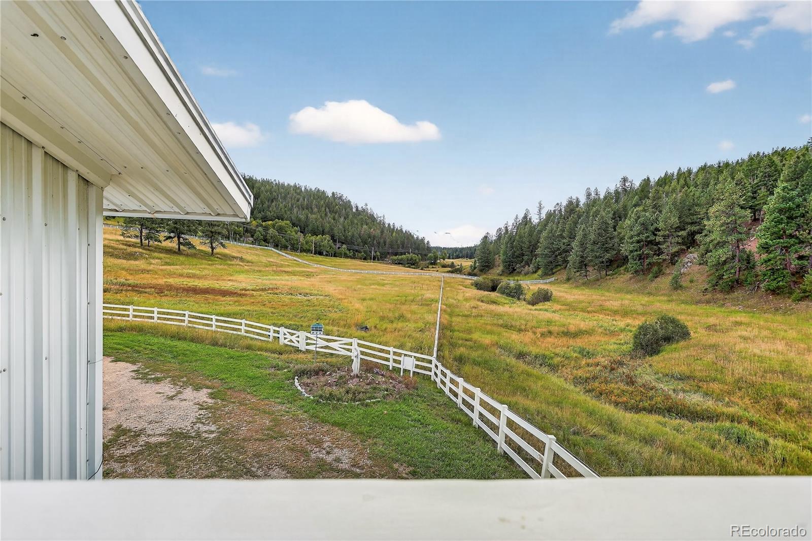 Evergreen, Colorado, 80439, United States, 2 Bedrooms Bedrooms, ,4 BathroomsBathrooms,Residential,For Sale,1951155