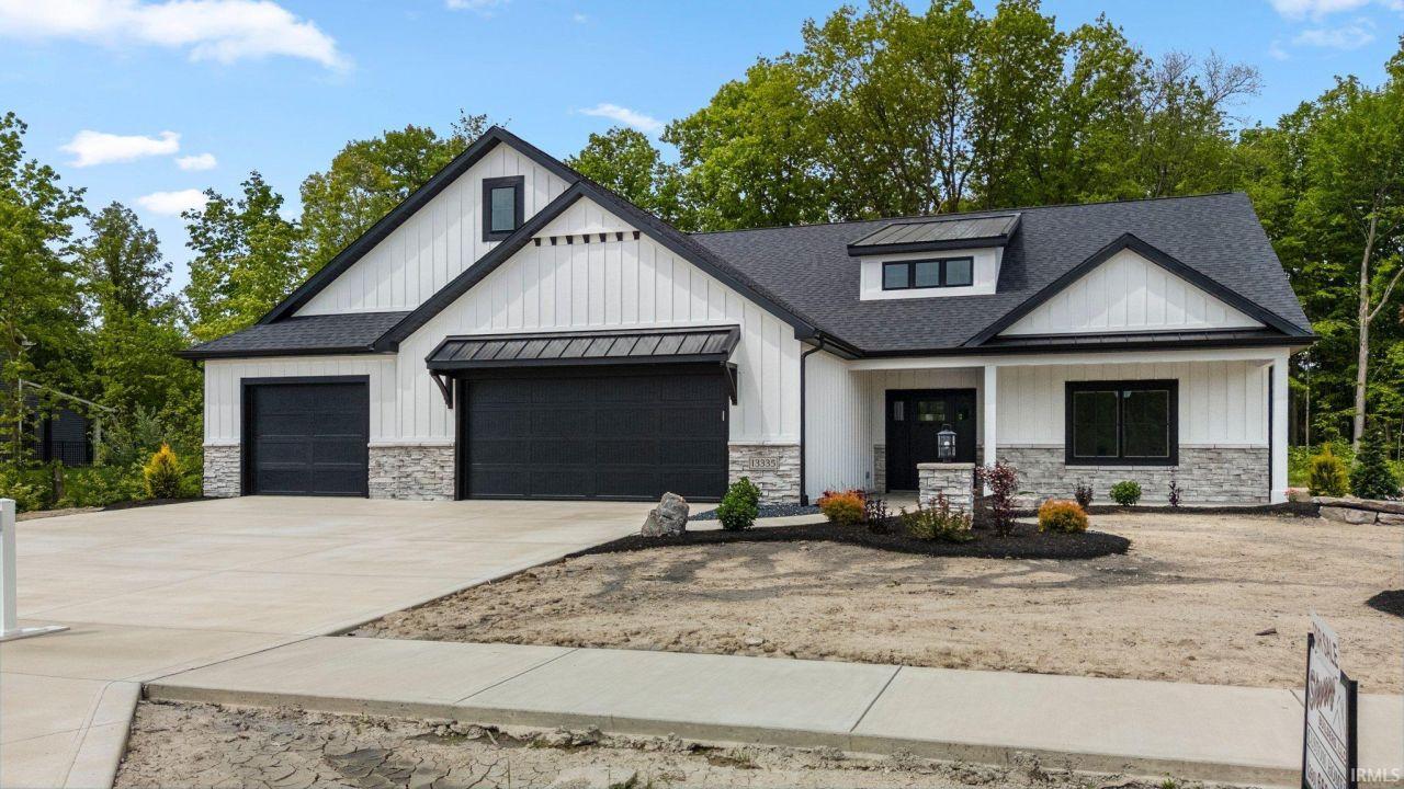 Fort Wayne, Indiana, 46845, United States, 3 Bedrooms Bedrooms, ,3 BathroomsBathrooms,Residential,For Sale,1828188