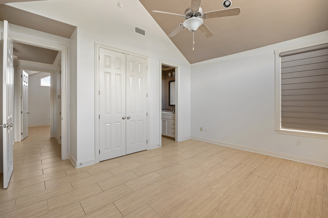St Amant, Louisiana, 70774, United States, 4 Bedrooms Bedrooms, ,3 BathroomsBathrooms,Residential,For Sale,1766387