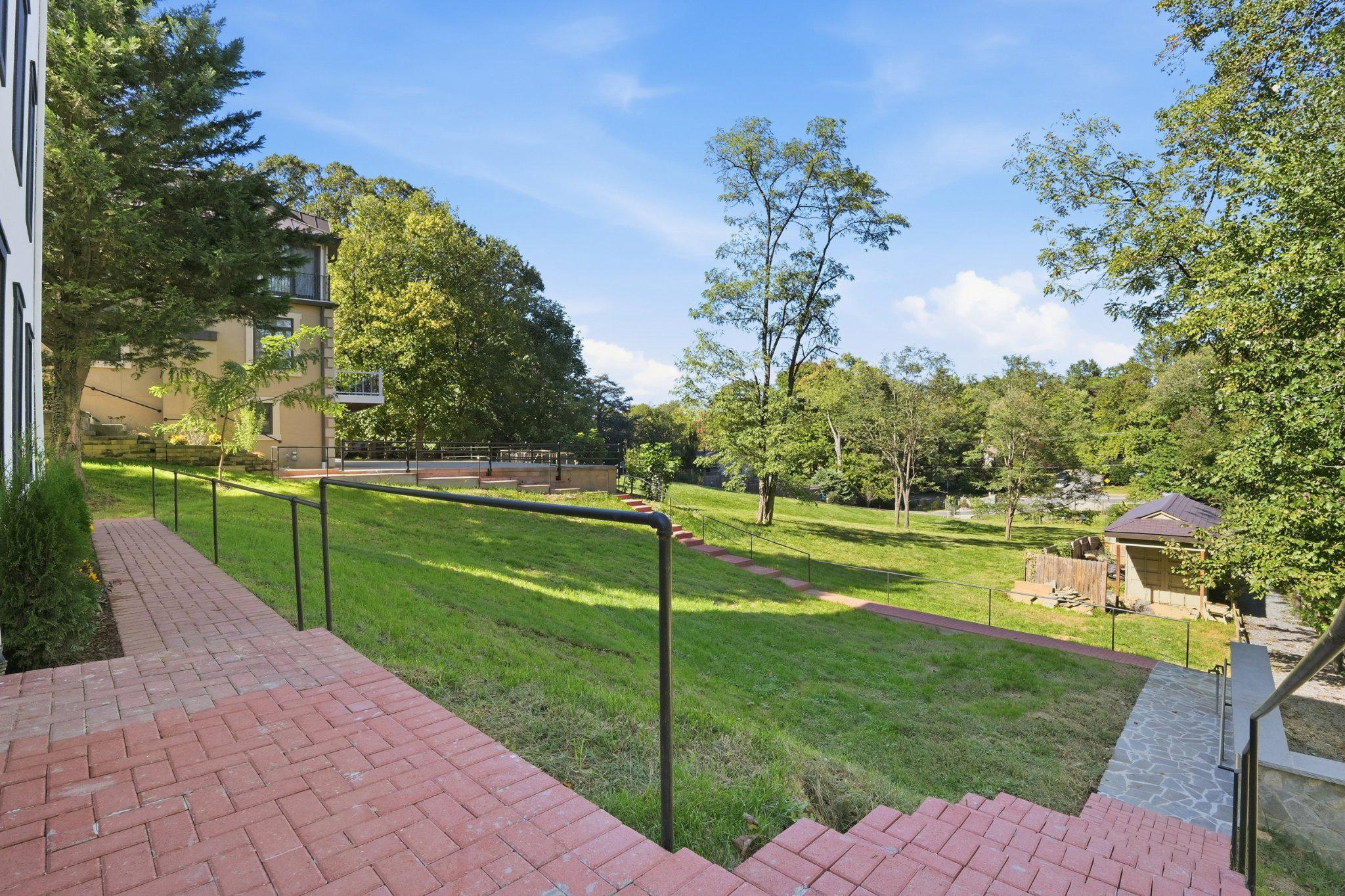  6340 Old Dominion Drive, Mclean, VA, 22101 - 物件實景