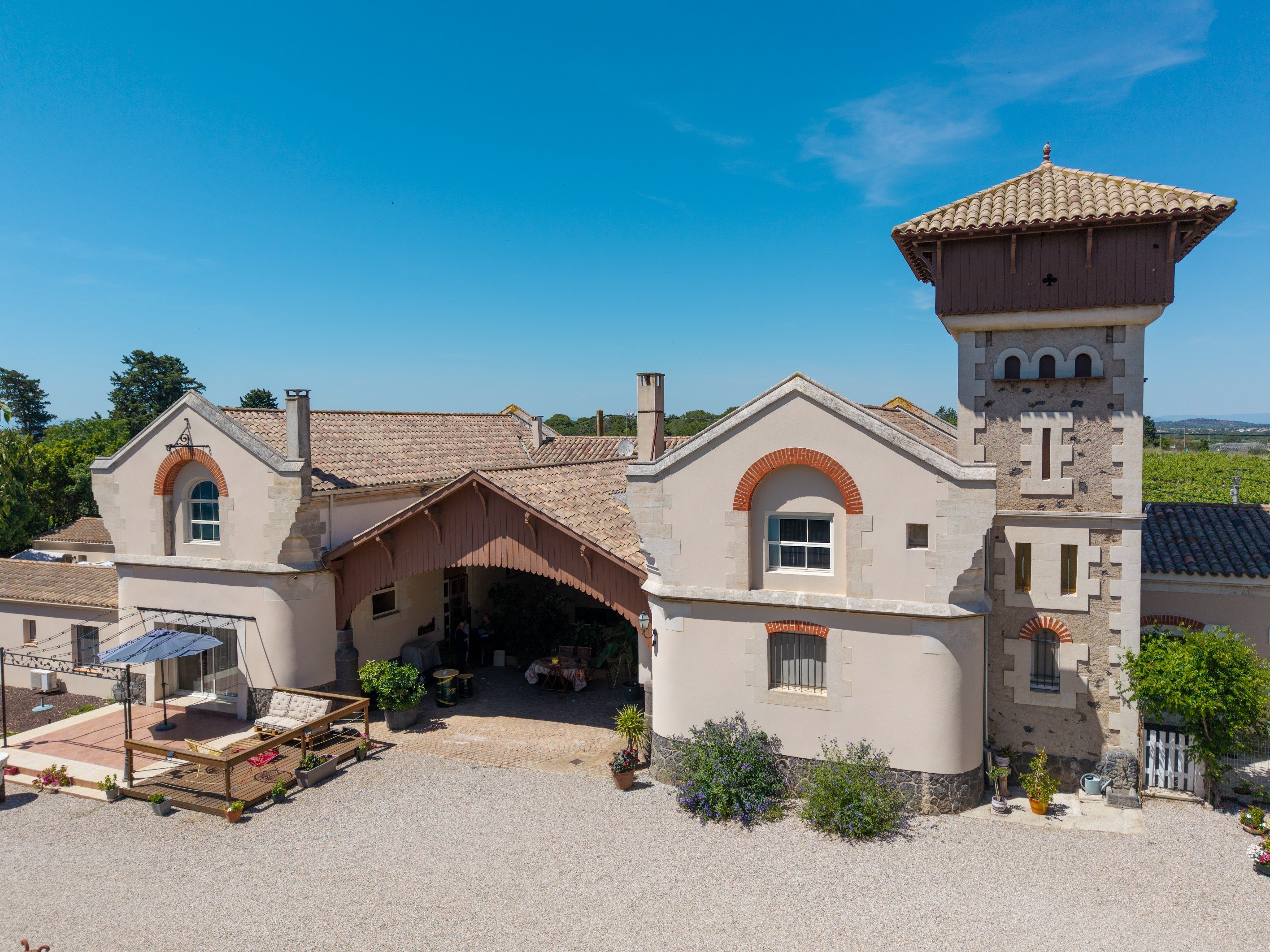  Close to the Mediterranean, a perfect family property for a tourism business... - 物件實景