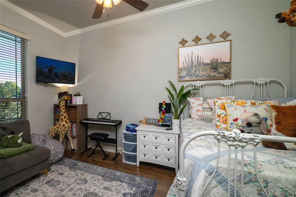 Weatherford, Texas, 76088, United States, 3 Bedrooms Bedrooms, ,2 BathroomsBathrooms,Residential,For Sale,1976944