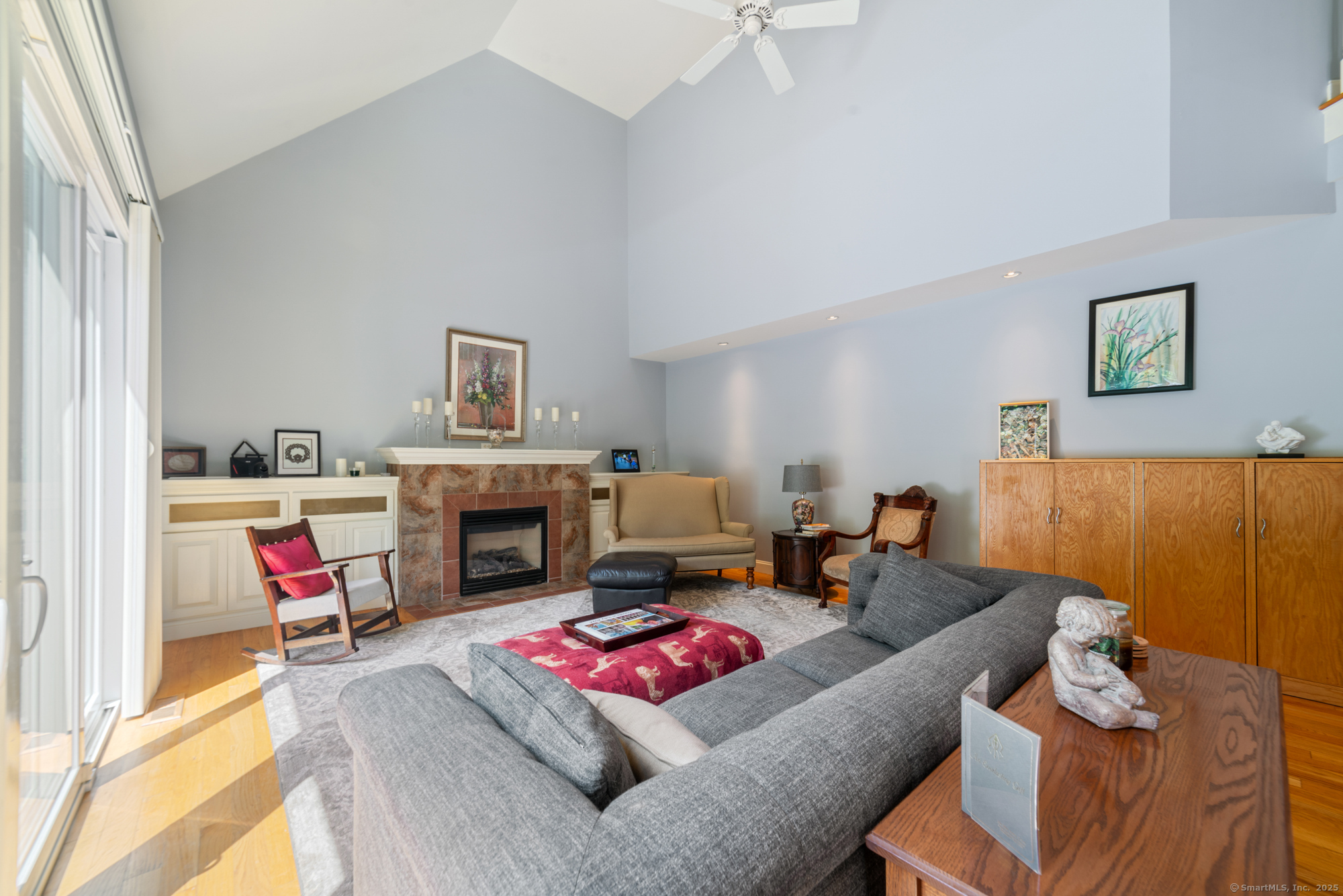 Seymour, Connecticut, 06483, United States, 4 Bedrooms Bedrooms, ,4 BathroomsBathrooms,Residential,For Sale,1927262