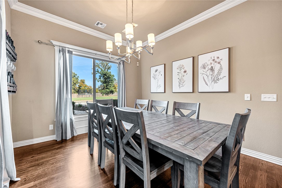 Centerton, Arkansas, 72719, United States, 5 Bedrooms Bedrooms, ,5 BathroomsBathrooms,Residential,For Sale,1992149