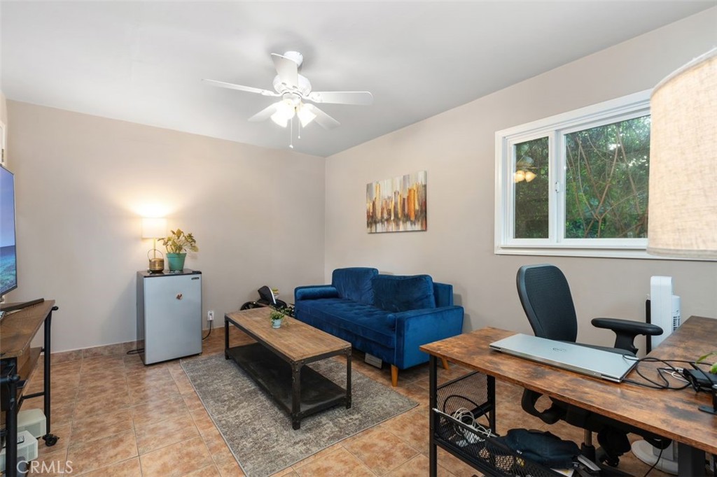 Woodland Hills, California, 91367, United States, 5 Bedrooms Bedrooms, ,3 BathroomsBathrooms,Residential,For Sale,1907450