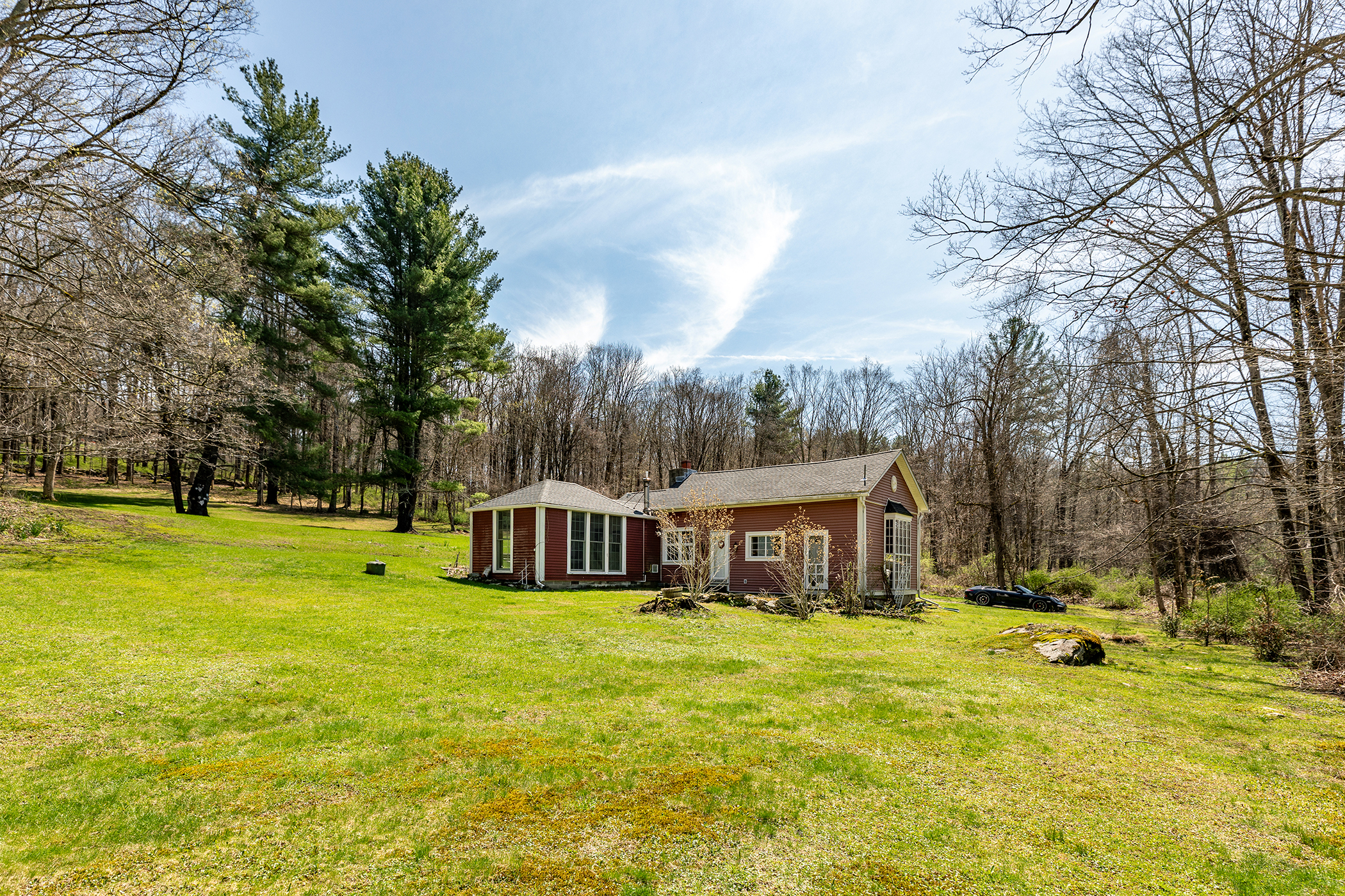  242 River Road - 物件實景