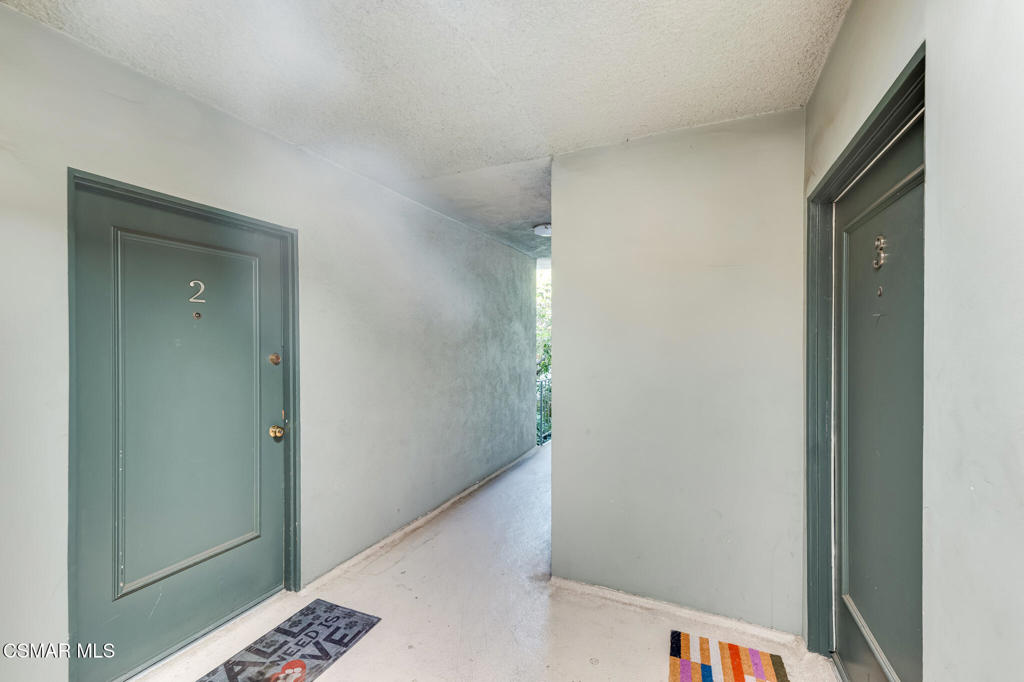 Los Angeles, California, 90066, United States, ,Residential,For Sale,1898424