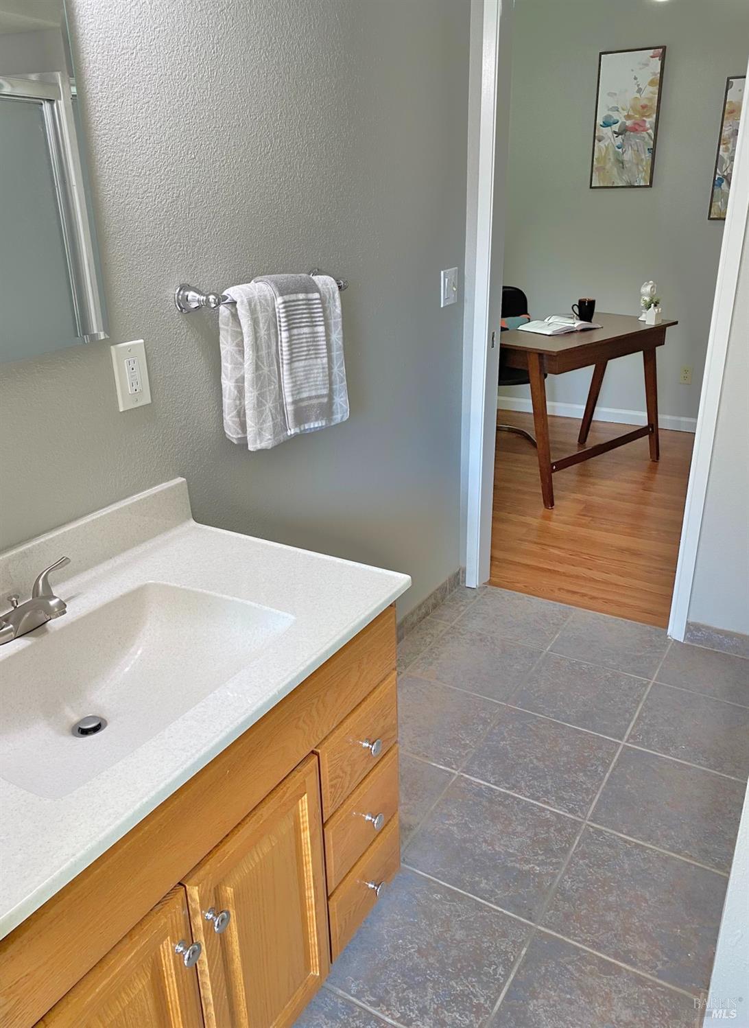 Vacaville, California, 95688, United States, 5 Bedrooms Bedrooms, ,3 BathroomsBathrooms,Residential,For Sale,1911426