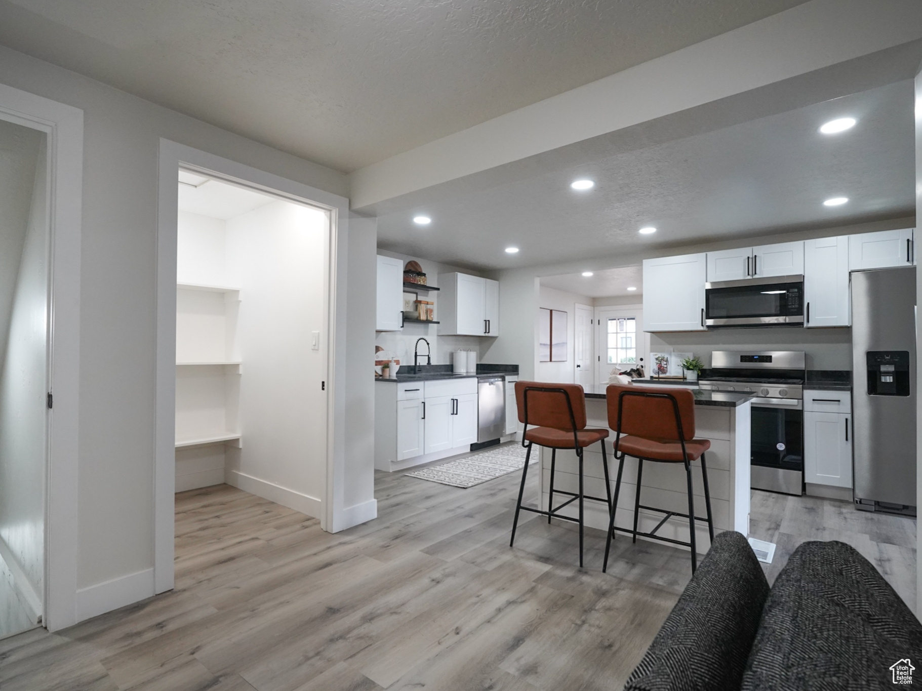 Layton, Utah, 84041, United States, 4 Bedrooms Bedrooms, ,3 BathroomsBathrooms,Residential,For Sale,1691835