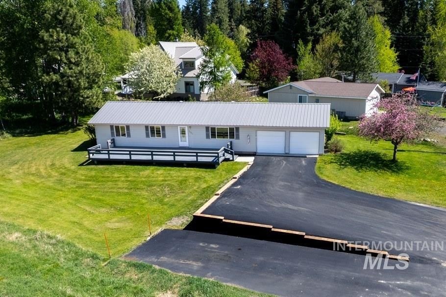 McCall, Idaho, 83638, United States, 3 Bedrooms Bedrooms, ,2 BathroomsBathrooms,Residential,For Sale,2049223