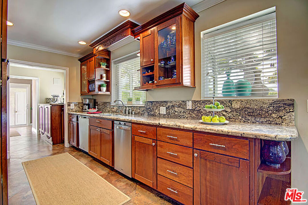 Westchester, California, 90045, United States, 4 Bedrooms Bedrooms, ,1 BathroomBathrooms,Residential,For Sale,1917458