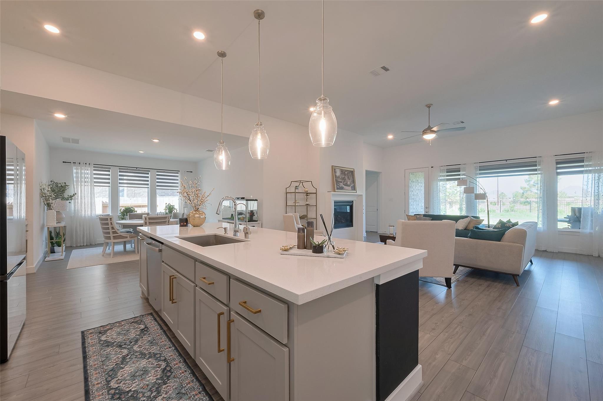 Katy, Texas, 77493, United States, 4 Bedrooms Bedrooms, ,3 BathroomsBathrooms,Residential,For Sale,1921251