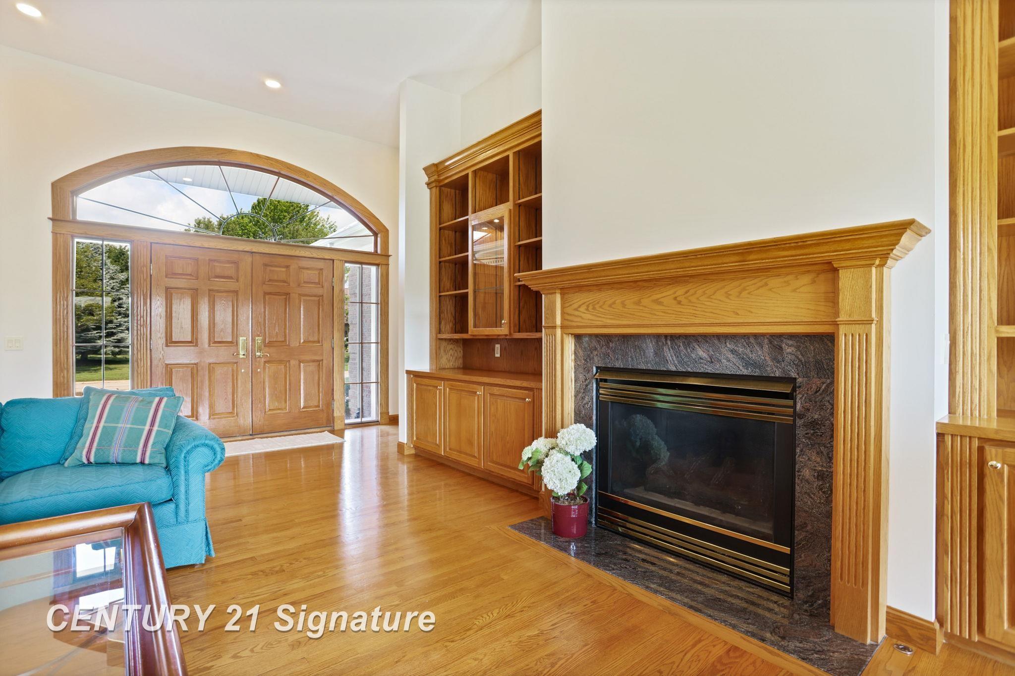 Saginaw, Michigan, 48603, United States, 4 Bedrooms Bedrooms, ,4 BathroomsBathrooms,Residential,For Sale,1979147