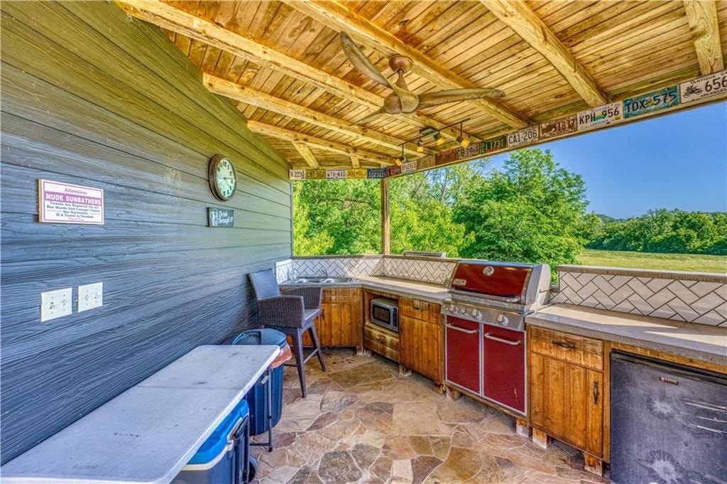 Harrison, Arkansas, 72601, United States, 4 Bedrooms Bedrooms, ,4 BathroomsBathrooms,Residential,For Sale,1763451
