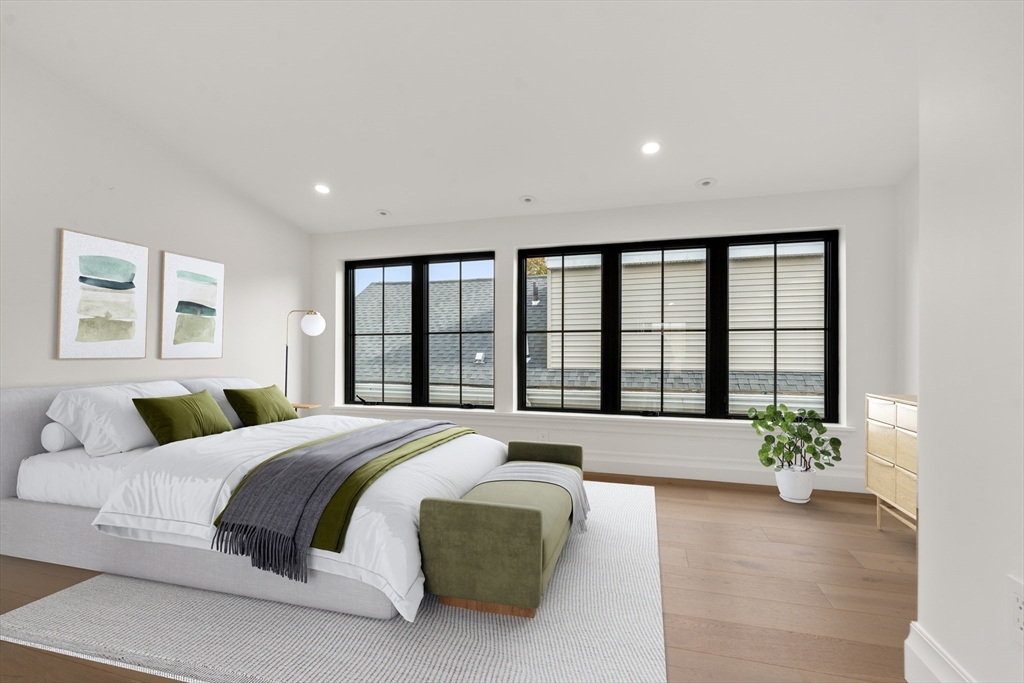 Somerville, Massachusetts, 02144, United States, 4 Bedrooms Bedrooms, ,5 BathroomsBathrooms,Residential,For Sale,1991480