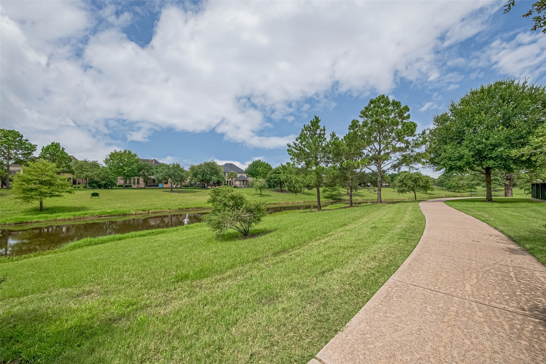 Cypress, Texas, 77433, United States, 5 Bedrooms Bedrooms, ,5 BathroomsBathrooms,Residential,For Sale,1998963