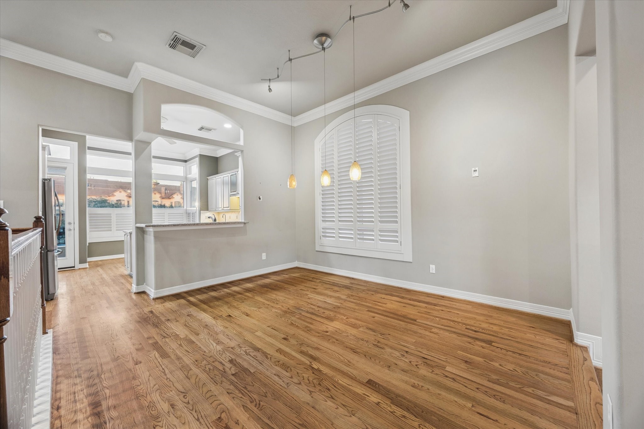  1515 Hyde Park Boulevard #5 - 物件實景