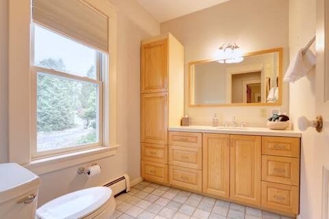 Geneva, New York, 14456, United States, 6 Bedrooms Bedrooms, ,4 BathroomsBathrooms,Residential,For Sale,1901730