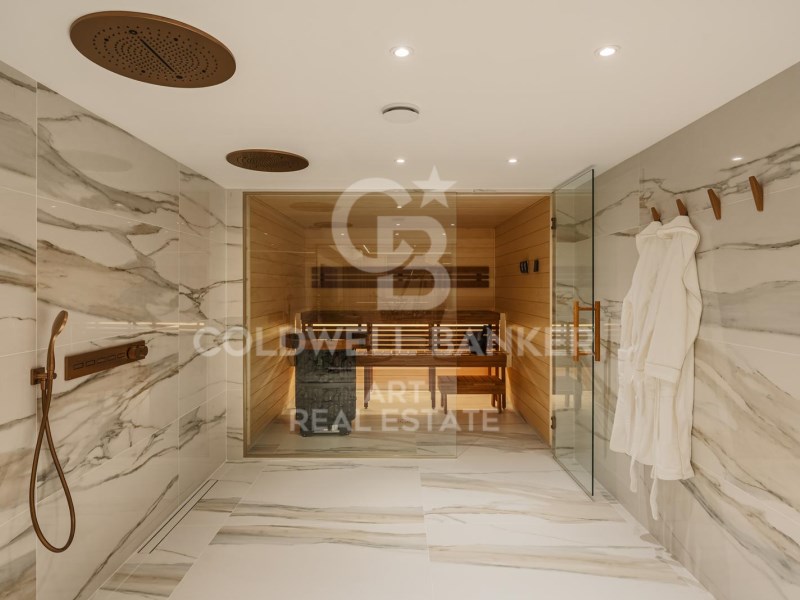 Marbella, Andalusia, ES, 5 Bedrooms Bedrooms, ,5 BathroomsBathrooms,Residential,For Sale,1768060
