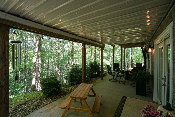 Horner, West Virginia, 26732, United States, 4 Bedrooms Bedrooms, ,4 BathroomsBathrooms,Residential,For Sale,1955004