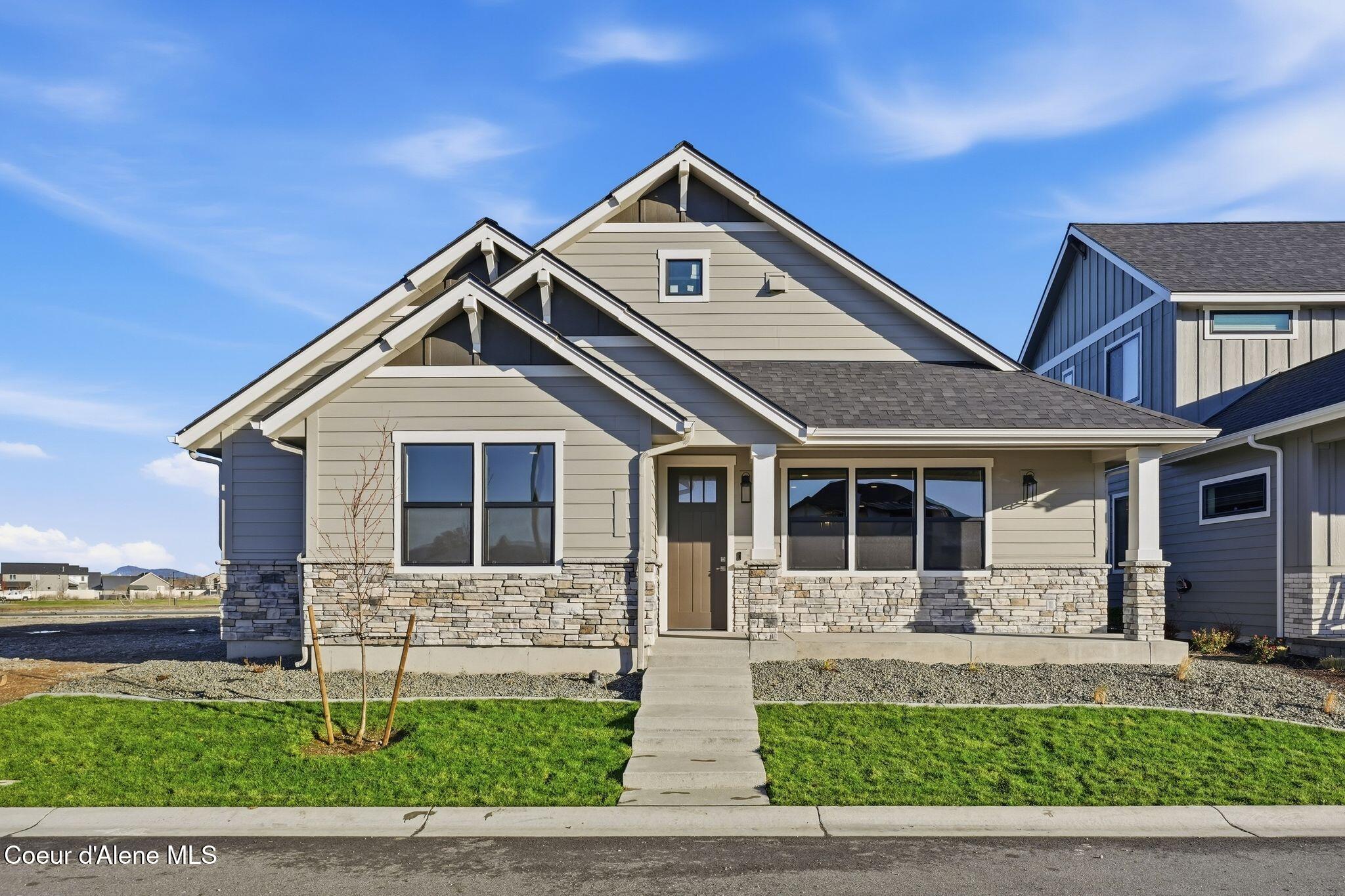 Coeur d'Alene, Idaho, 83815, United States, 3 Bedrooms Bedrooms, ,2 BathroomsBathrooms,Residential,For Sale,2005396