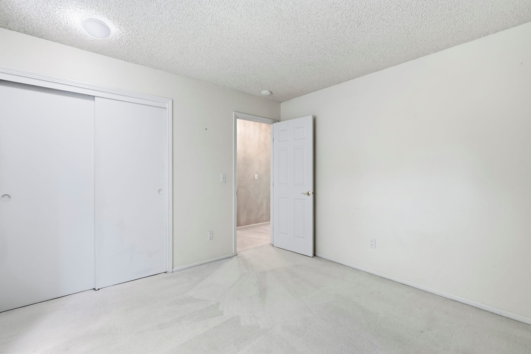  8229 SW MARINERS DR Wilsonville, OR 97070 - 物件實景