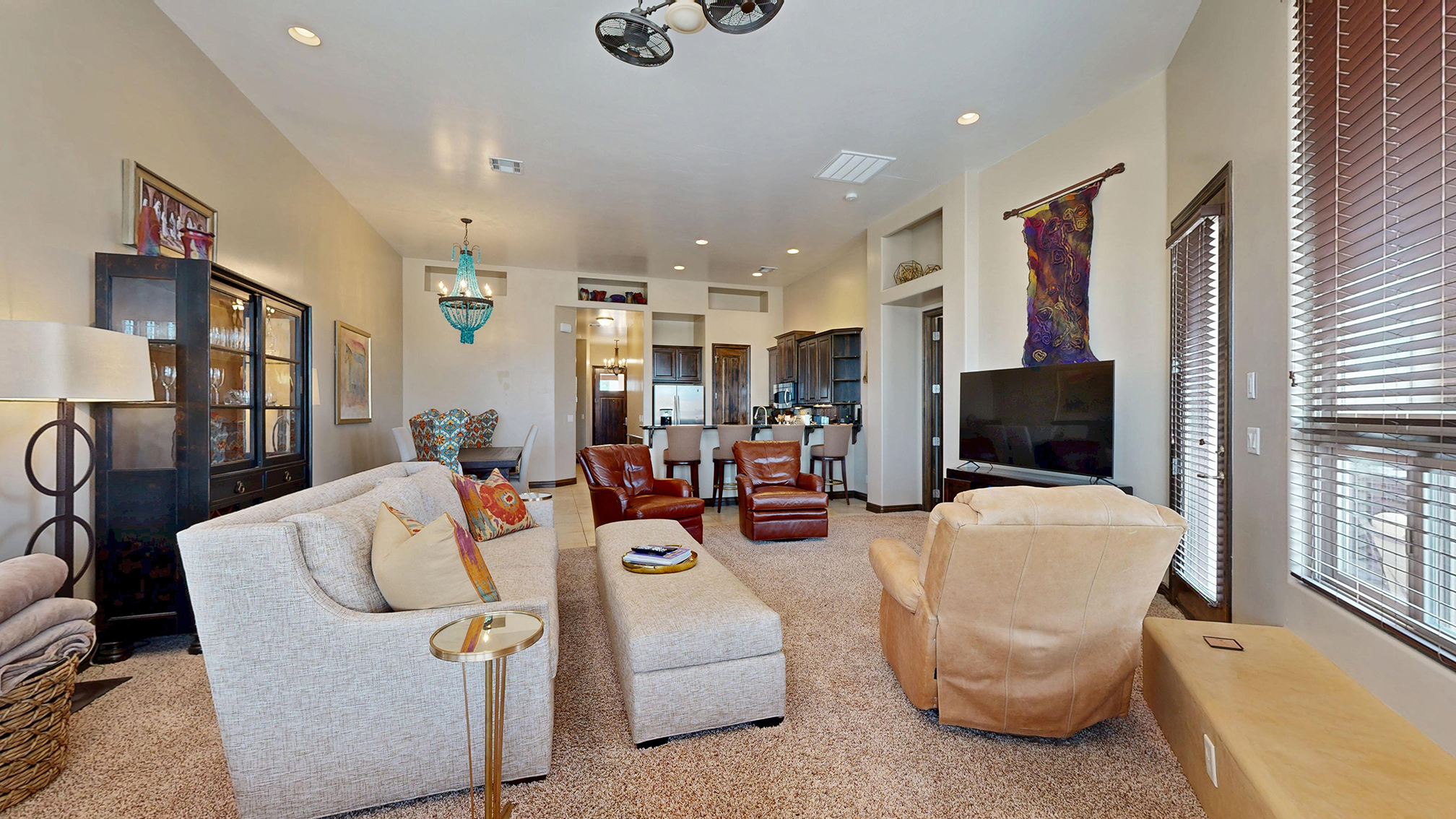 Alto, New Mexico, 88312, United States, 3 Bedrooms Bedrooms, ,3 BathroomsBathrooms,Residential,For Sale,1882409