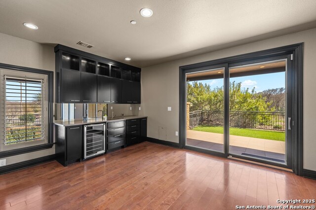 Kerrville, Texas, 78028, United States, 3 Bedrooms Bedrooms, ,5 BathroomsBathrooms,Residential,For Sale,2002540