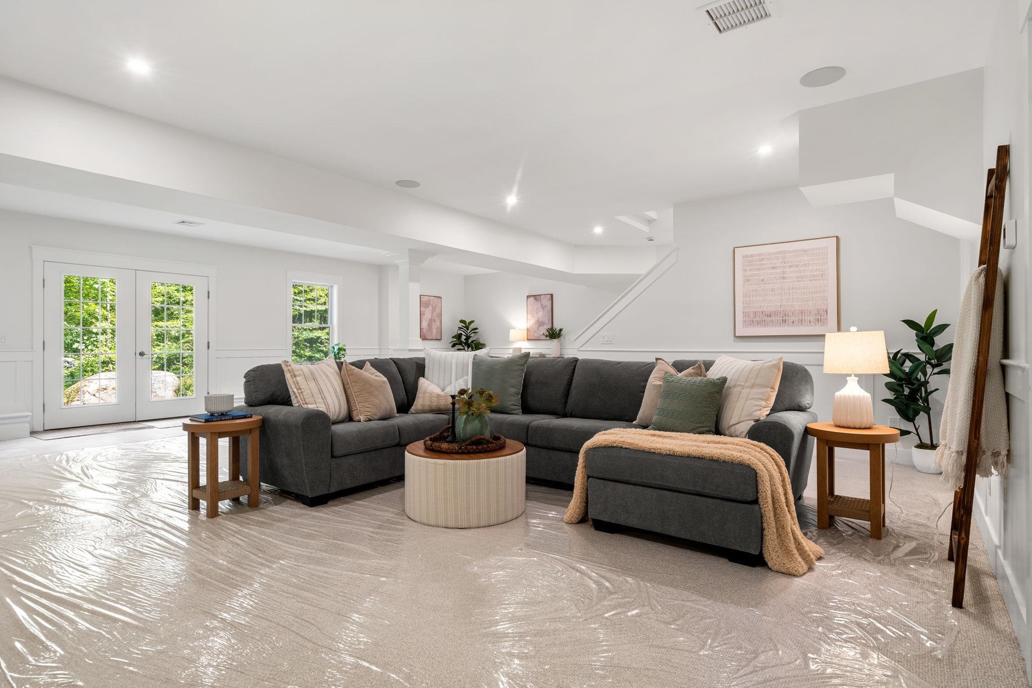 Bedford, New Hampshire, 03110, United States, 4 Bedrooms Bedrooms, ,5 BathroomsBathrooms,Residential,For Sale,1924713