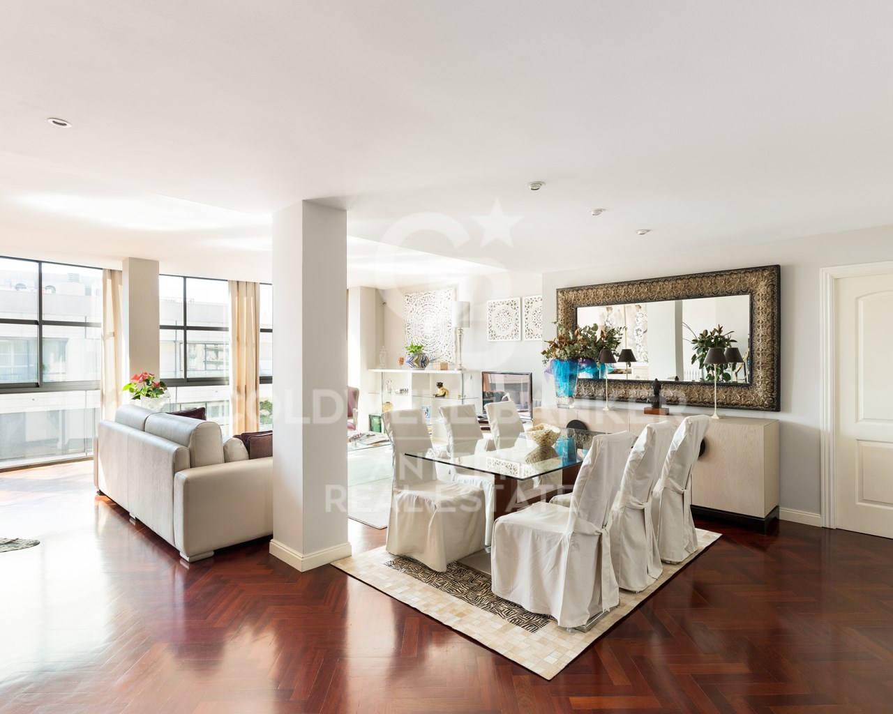 Barcelona, Barcelona, Eixample, La Nova Esquerra d, Barcelona, Catalonia, ES, 6 Bedrooms Bedrooms, ,5 BathroomsBathrooms,Residential,For Sale,Barcelona, Barcelona, Eixample, La Nova Esquerra d,1619004