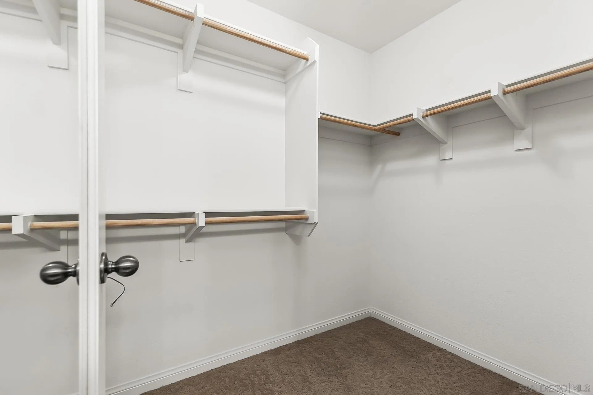 San Diego, California, 92106, United States, 2 Bedrooms Bedrooms, ,3 BathroomsBathrooms,Residential,For Sale,1919740