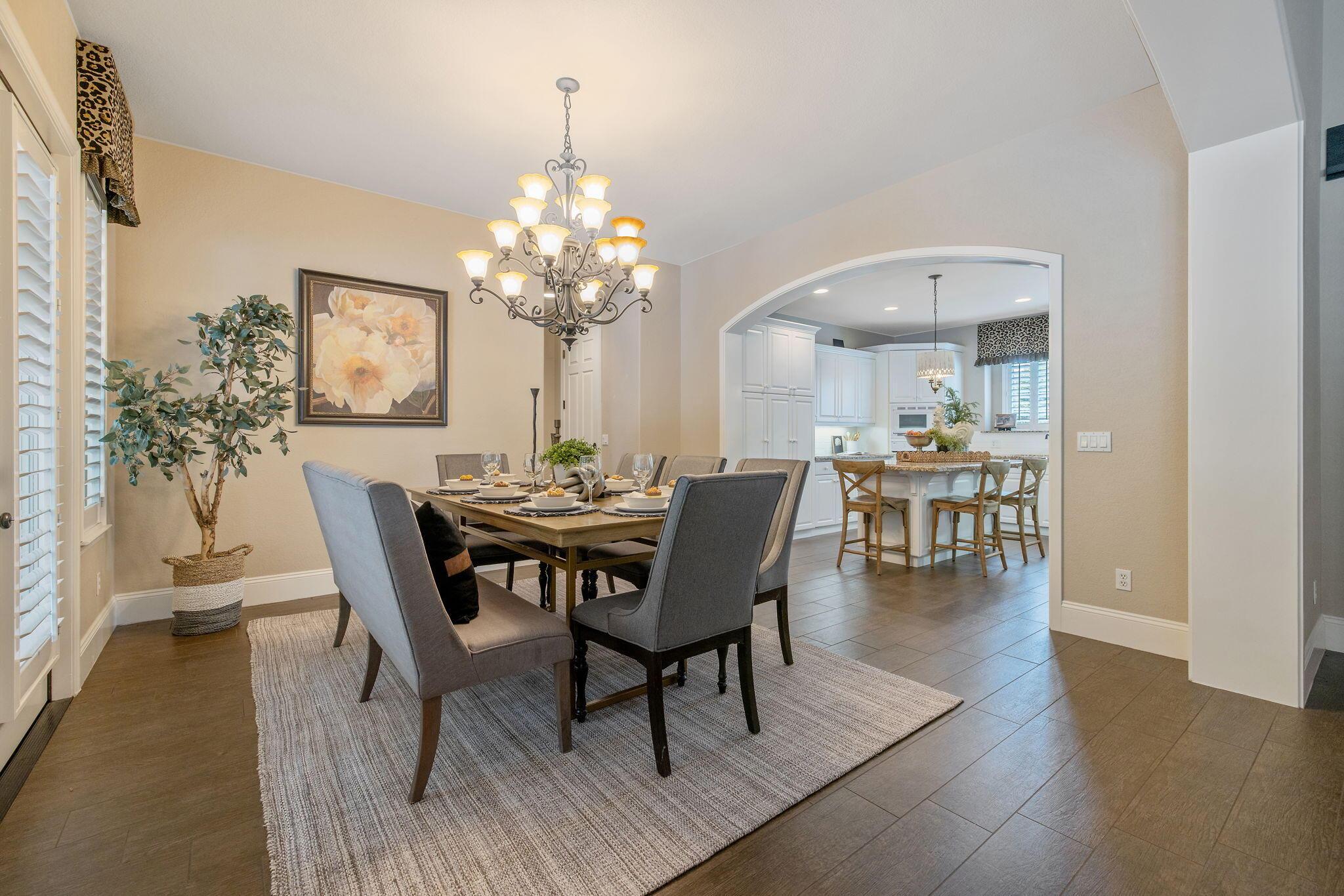 Visalia, California, 93277, United States, 3 Bedrooms Bedrooms, ,2 BathroomsBathrooms,Residential,For Sale,2048559