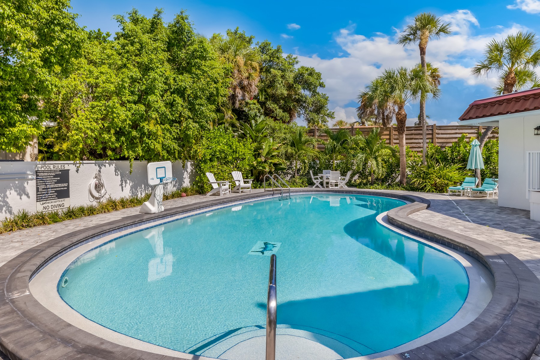  950 Palm Avenue Unit #304 - 物件實景
