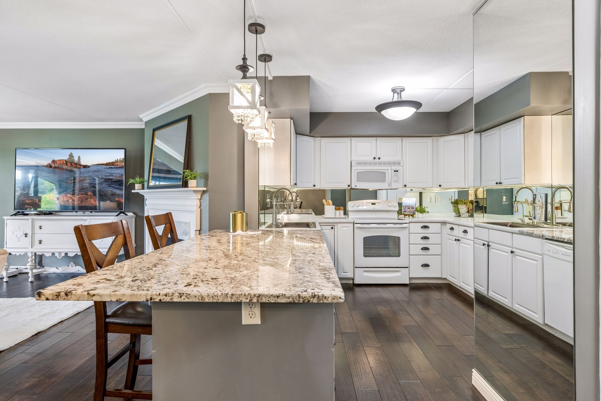  Timeless Elegance in One of Lilydale Finest Communities - 物件實景
