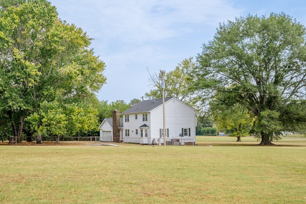 DALTON, Georgia, 30720, United States, 5 Bedrooms Bedrooms, ,3 BathroomsBathrooms,Residential,For Sale,1939085