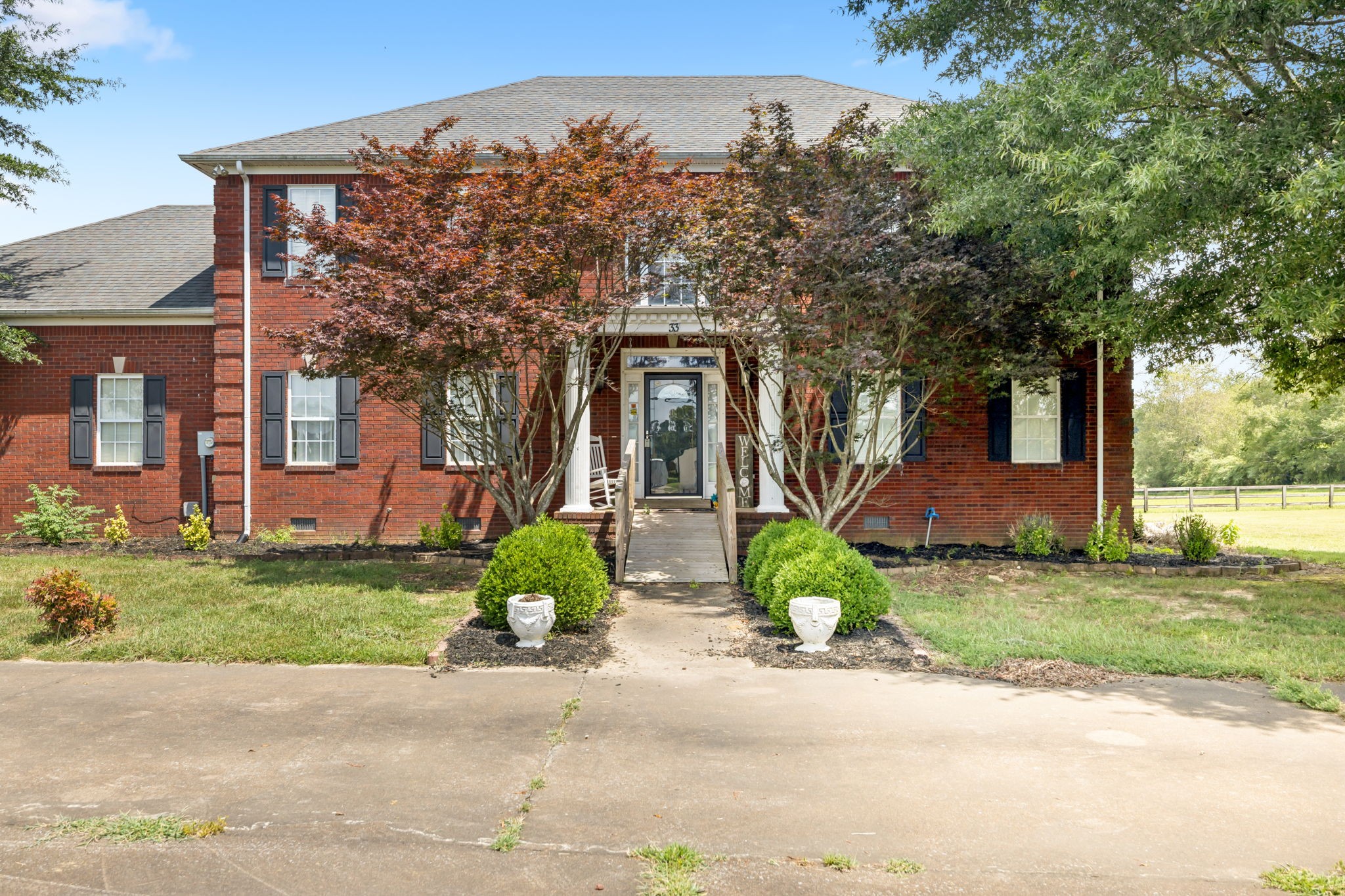 Lawrenceburg, Tennessee, 38464, United States, 5 Bedrooms Bedrooms, ,4 BathroomsBathrooms,Residential,For Sale,1918040