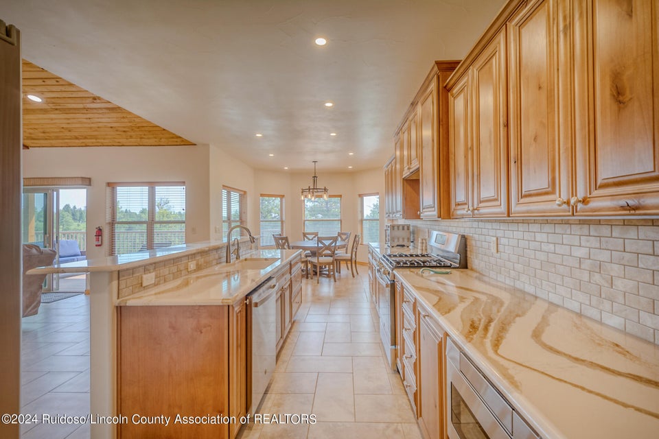 Ruidoso, New Mexico, 88345, United States, 4 Bedrooms Bedrooms, ,4 BathroomsBathrooms,Residential,For Sale,1921687